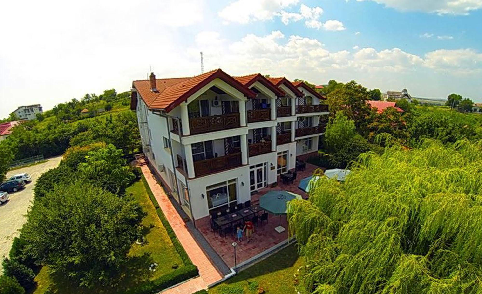 Hotel Wels Băltenii de Sus Esterno foto