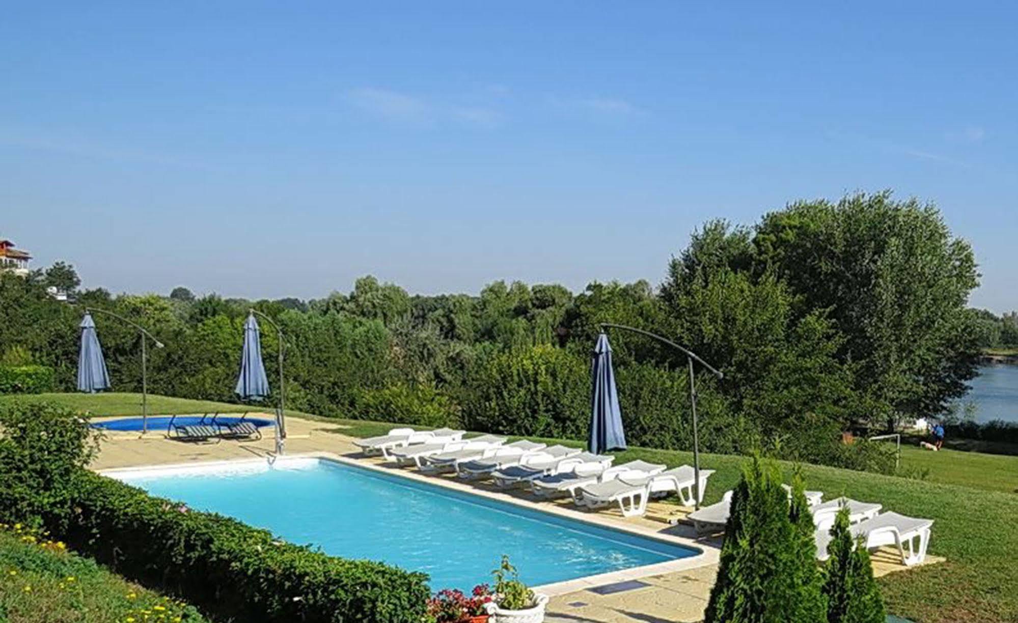 Hotel Wels Băltenii de Sus Esterno foto